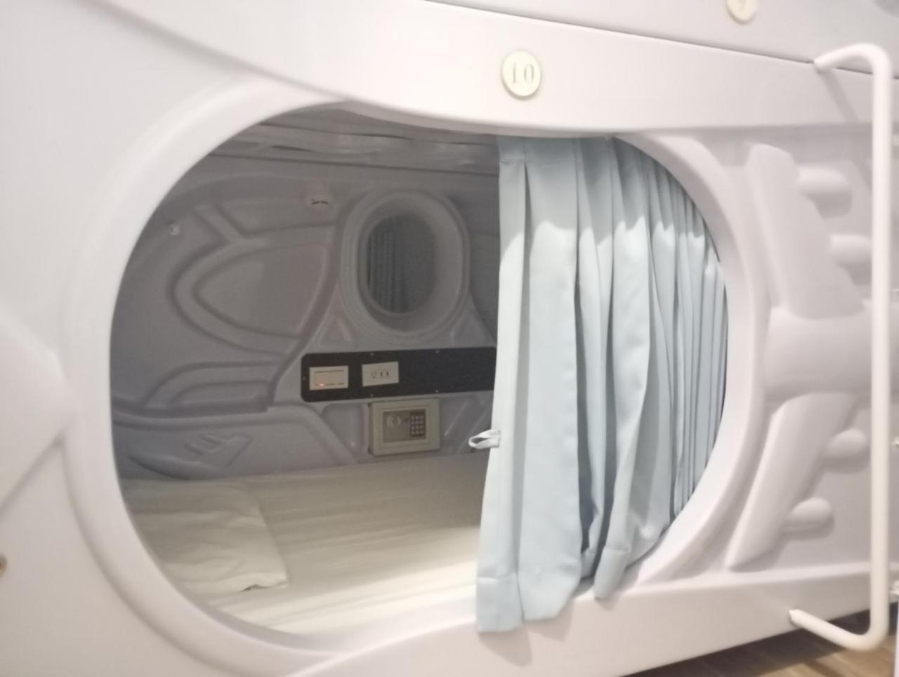 Sleepbox Hostel Taipei Dış mekan fotoğraf